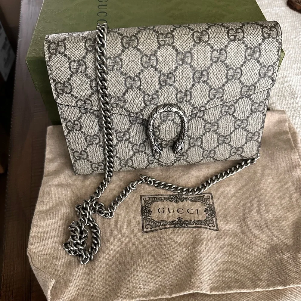 Gucci Dionysus GG supreme crossbody shoulder bag with box and dust bag - Picture 1 of 14